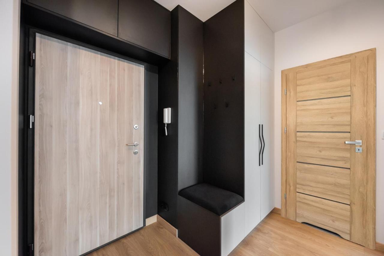 Wola Skwer Happy Apartment วอร์ซอ ภายนอก รูปภาพ