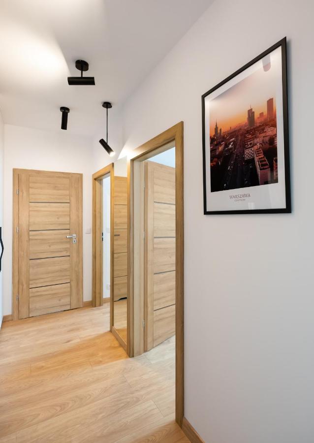 Wola Skwer Happy Apartment วอร์ซอ ภายนอก รูปภาพ