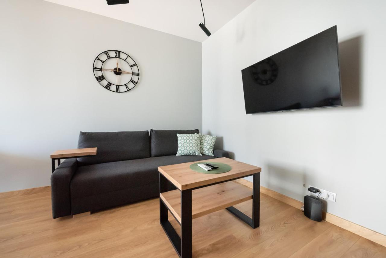 Wola Skwer Happy Apartment วอร์ซอ ภายนอก รูปภาพ