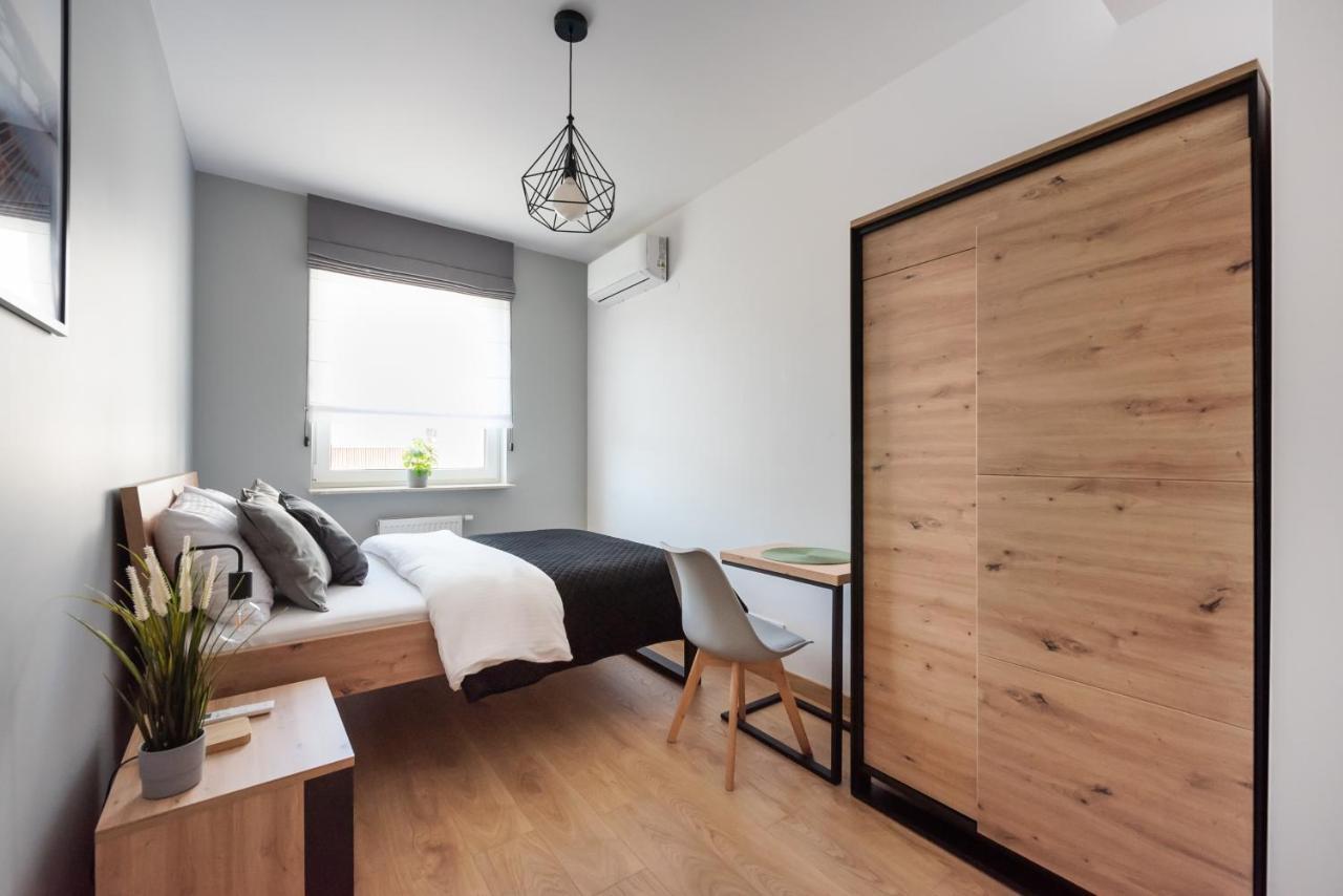 Wola Skwer Happy Apartment วอร์ซอ ภายนอก รูปภาพ
