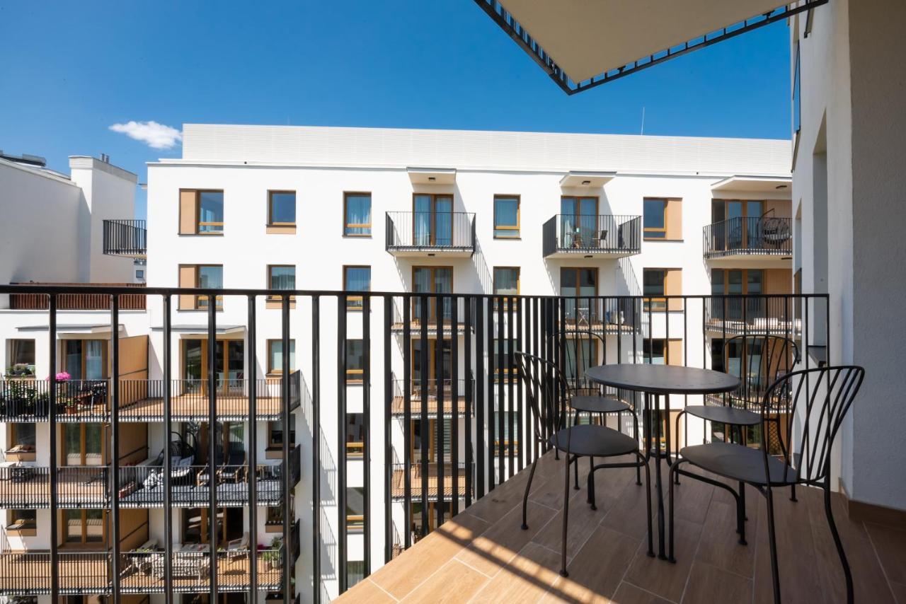 Wola Skwer Happy Apartment วอร์ซอ ภายนอก รูปภาพ